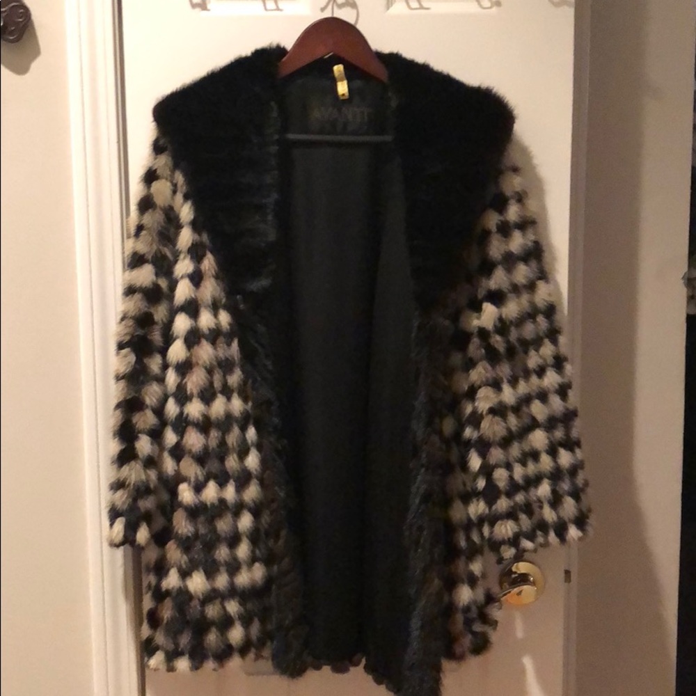 Mink coat by AVANTI fur sz. Med/large multicolor
